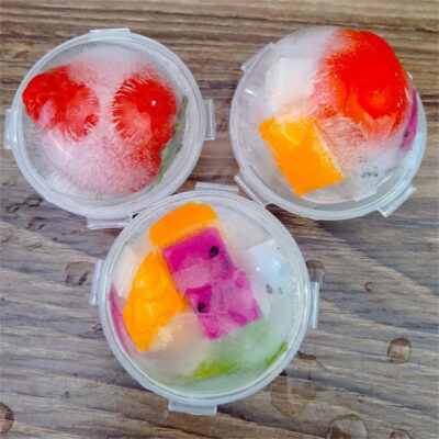 4 Hole Ice Cube Maker - Image 11