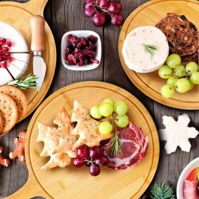 Round Wooden Pizza and Chopping Board - Image 9