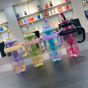 1300ml Large Capacity Ice Cream Bottle with Straw